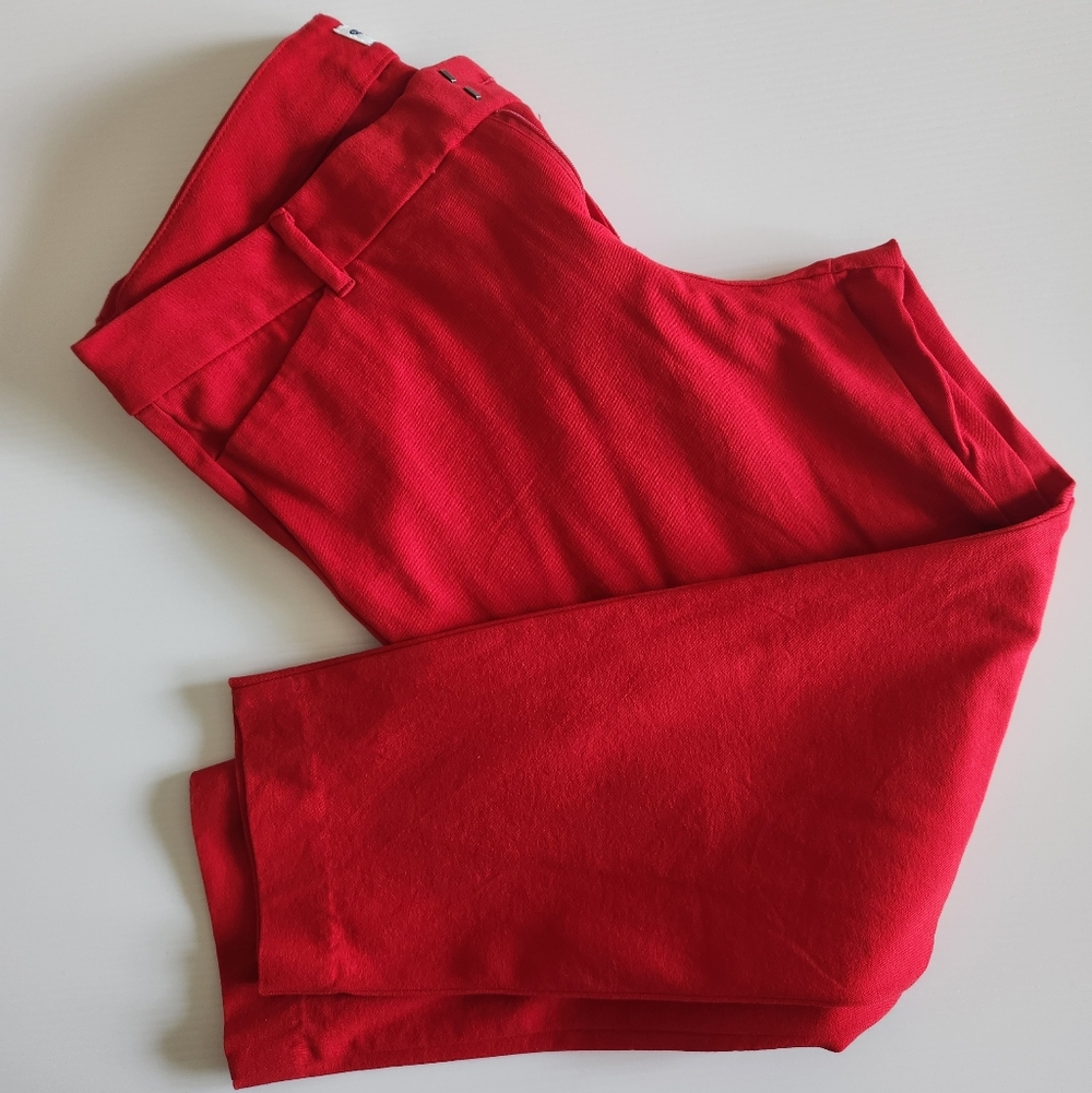 Old Navy "Robbie Red" Pixie Pants